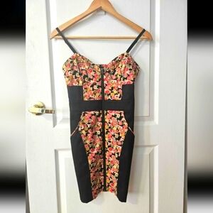 Chic Strapless Floral Dress